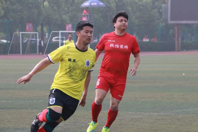 名记：爵士计划用双向合同签下曾在掘金效力的塔马尔·贝茨